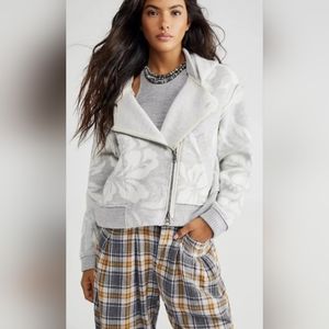 FREE PEOPLE Sweater Georgia Hooded Jacket Zip up Floral NWOT🔹️SIZE SMALL